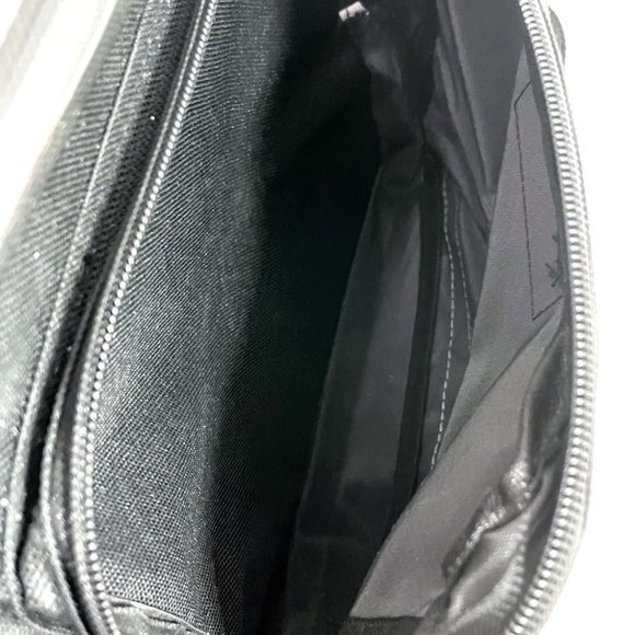 Schwinn Bike Handlebar Pannier Black Hard Plastic Lined Reflective New - Picture 4 of 7